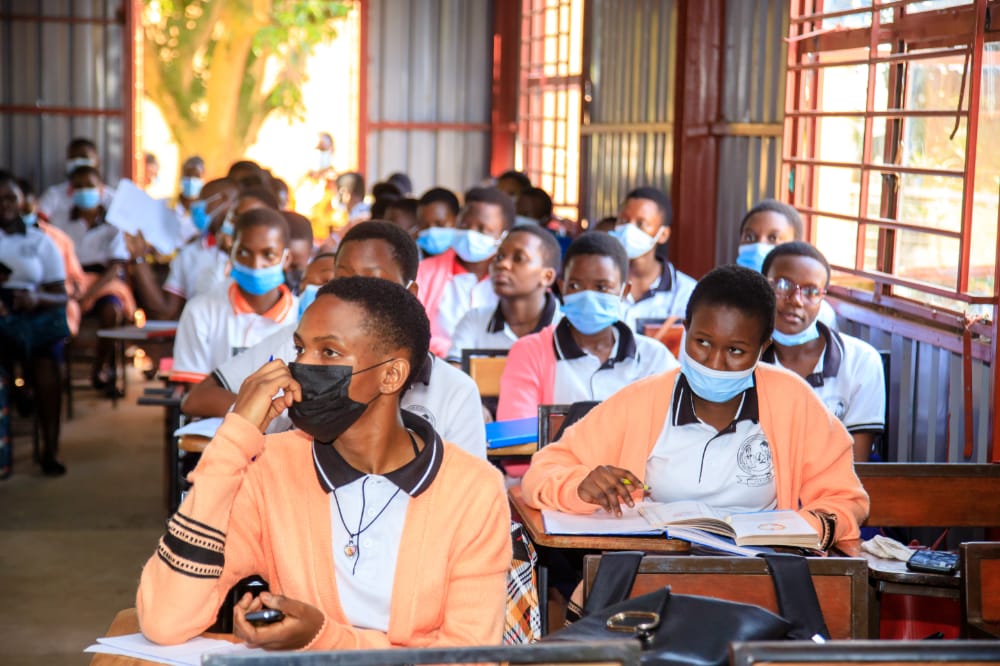 Alt